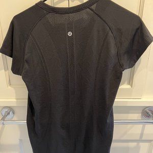 Lululemon Swiftly Tech Tee